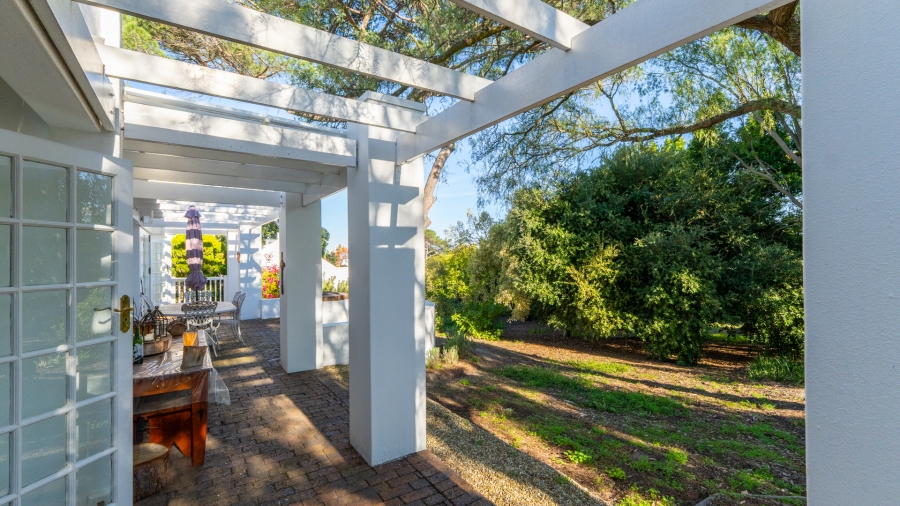 3 Bedroom Property for Sale in Zevenwacht Farm Village Western Cape